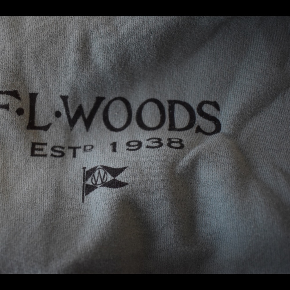 FL Woods (Marblehead, MA) Crewneck Sweater Size M